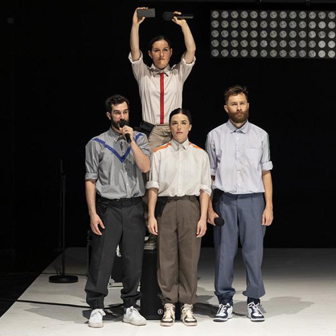 L’ANGELO DELLA STORIA